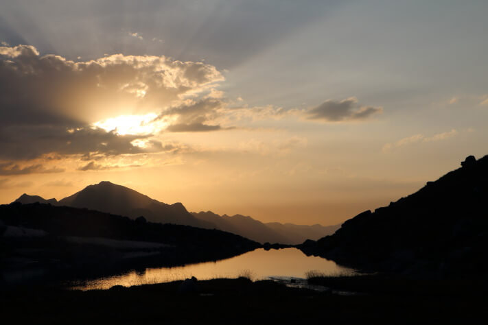 Trekking al lago Udziro. Desde Shovi hasta Glola.