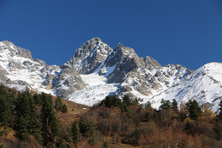 trekking en Caucaso, Racha  Georgia , Udziro, Chiora y bubba Glaciar